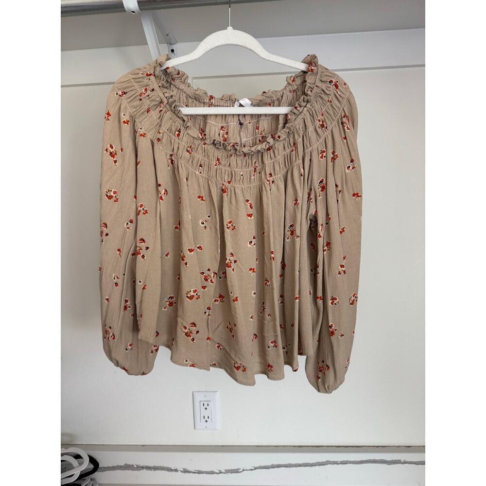 Ces Femme Women's Bubble Sleeve Floral Blouse Cropped Size Medium